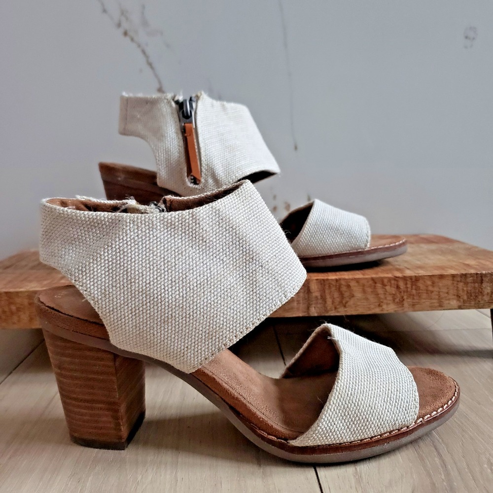 TOMS Majorca Cutout Sandals Womens 6.5 Natural Leather Block Heel Side‎ Zip